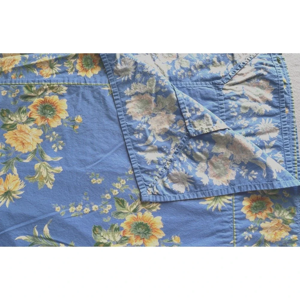 VTG April Cornell 2000‎ Tablecloth 53X96 Classic Cornflower Blue Yellow Floral